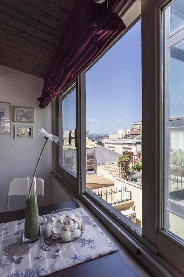 Salomone Ii By Wonderful Italy