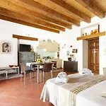 Salomone Apartments II By Wonderful Italy